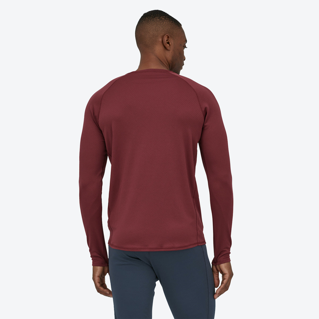 Patagonia Men Capilene Midweight Crew size hotsell M in Oxide Red